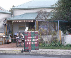 Lady Gails Bookshop And Curios - Holiday Cairns 1