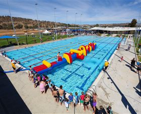 WAVES - Holiday Cairns 2