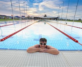 WAVES - Holiday Cairns 4