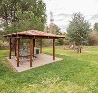 Bill Lyle Reserve picnic area - Holiday Cairns