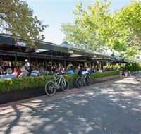 Tilley's - Holiday Cairns