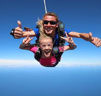 Skydive Canberra - Holiday Cairns