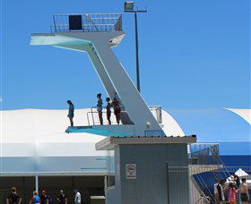 Canberra Olympic Pool And Health Club - Holiday Cairns 2