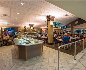 Hellenic Club Of Canberra - Holiday Cairns 2