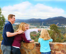 Red Hill Lookout - Holiday Cairns 0
