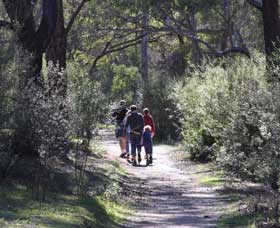 Syd's Rapids And Aboriginal Heritage Trail, Avon Valley - Holiday Cairns 0