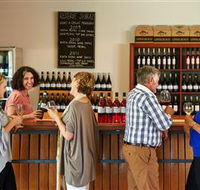 Upper Reach Winery and Cellar Door - Holiday Cairns