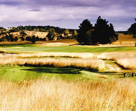 Mt Broughton Golf And Country Club - Holiday Cairns 1
