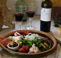 Mount Ashby Estate and Cafe La Palette - Holiday Cairns