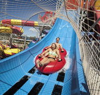 Wet 'n' Wild Sydney - Holiday Cairns