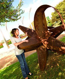 Sculpture Garden Campbelltown - Holiday Cairns 4