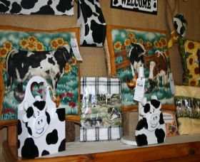 Campbelltown Craft Society - Holiday Cairns 0