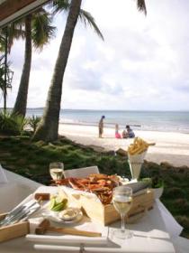 Berardos On The Beach - Holiday Cairns 1