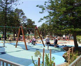 Shelly Park, Cronulla - Holiday Cairns 0