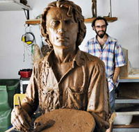 Damien Lucas Sculpture and Design - Holiday Cairns