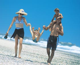 Lighthouse Beach Ballina - Holiday Cairns 0