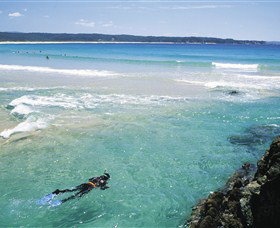 Merimbula Main Beach - Holiday Cairns 0