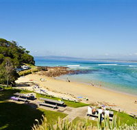 Merimbula Bar Beach - Holiday Cairns