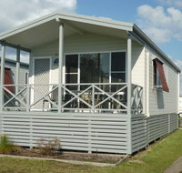 Belmont Pines Lakeside Holiday Park