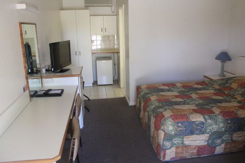 Golfview Motor Inn - Holiday Cairns 2