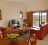 Nightingale Wines Luxury Villas - Holiday Cairns