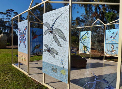 David Mahony Art Gallery & Sculpture Park - Holiday Cairns 3