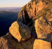 Booroomba Rocks - Holiday Cairns
