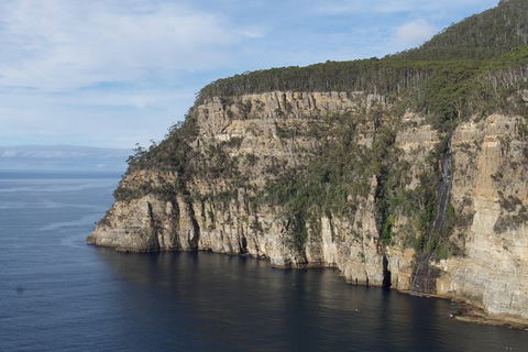 Twilight Sail Bruny Island - Holiday Cairns 4