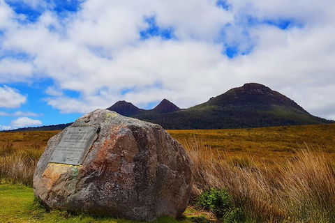 Tasmania 13 Day Premium Tour - Holiday Cairns 1