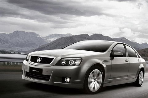 Adelaide Airport Private Chauffeured Transfer - Holiday Cairns 0