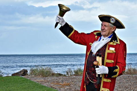 Victor Harbor Walking Tours - Holiday Cairns 0