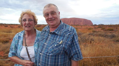 Uluru (Ayers Rock) Sunset With Outback Barbecue Dinner And Star Tour - Holiday Cairns 8