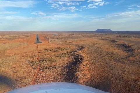 Scenic Flight: Uluru Rock Blast - Holiday Cairns 3