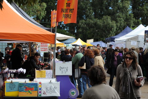 Red Hill Community Market - Holiday Cairns 2
