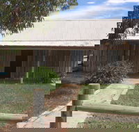Early Settlers Cottage Solly's Hut - Holiday Cairns