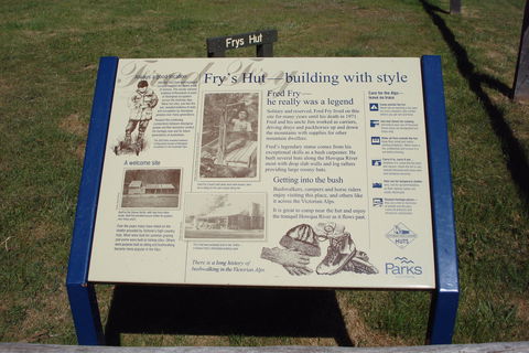 Fry's Hut - Holiday Cairns 2