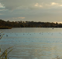 Lake Inverell Reserve - Holiday Cairns