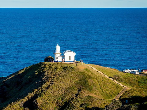 Tacking Point Lighthouse - Holiday Cairns 1