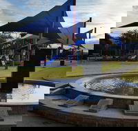 West Wyalong - Holiday Cairns