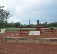 Durack Memorial - Holiday Cairns