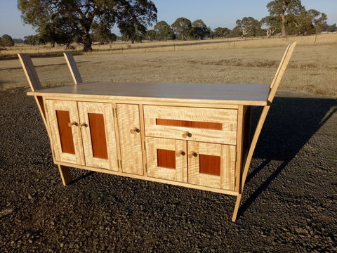 Gerard Murphy Furniture Dunkeld - Holiday Cairns 0