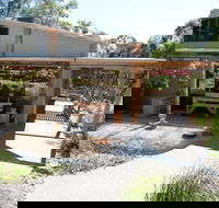 Marion Rosetzky Gallery - Holiday Cairns