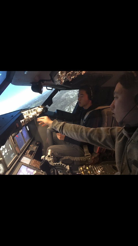 SIM737 Flight Simulator Hobart - Holiday Cairns 1