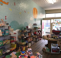 Vintage Toy Box - Holiday Cairns