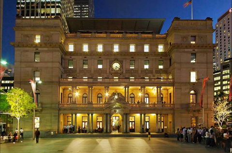 Customs House - Holiday Cairns 0