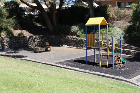 Flinders Park Playground - Holiday Cairns 1