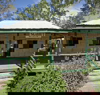 Lenroy Slab Hut - Holiday Cairns