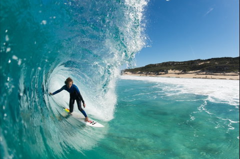 Margaret River Surfing - Holiday Cairns 0