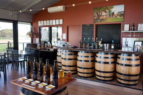 Newman's Horseradish Farm And Rusticana Wines - Holiday Cairns 2