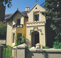 The Deanery - Holiday Cairns